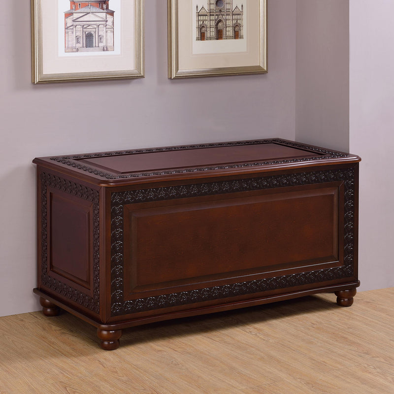  Coaster Furniture Finlay 900012 Cedar Chest - Dark Tobacco IMAGE 11