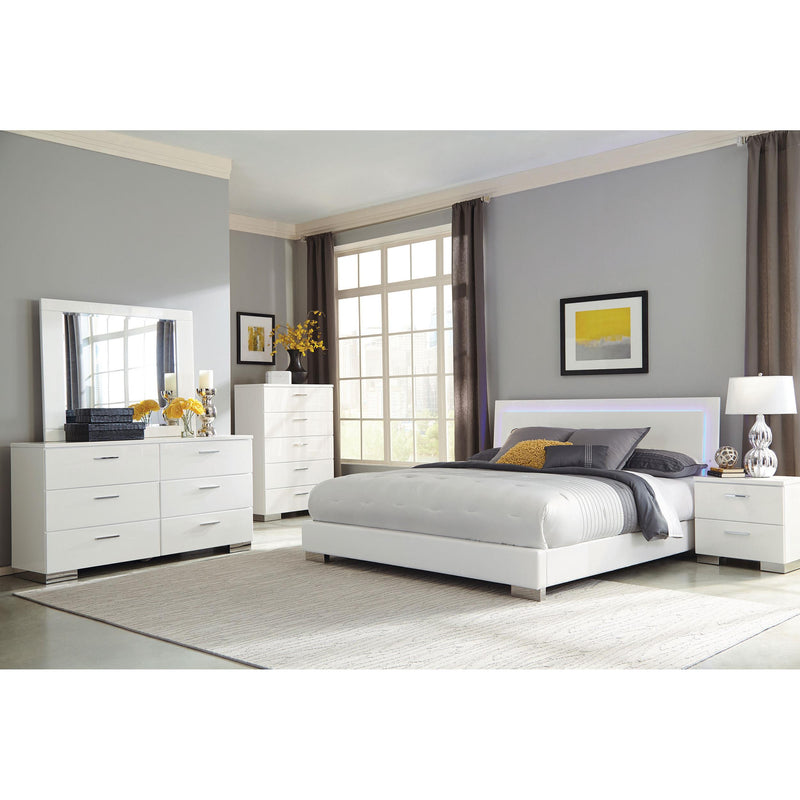  Coaster Furniture Felicity 203500Q Wood Queen LED Panel Bed - White High Gloss IMAGE 6