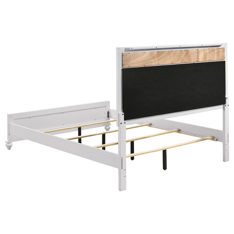  Coaster Furniture Barzini 205891Q Wood Queen Panel Bed - White IMAGE 6