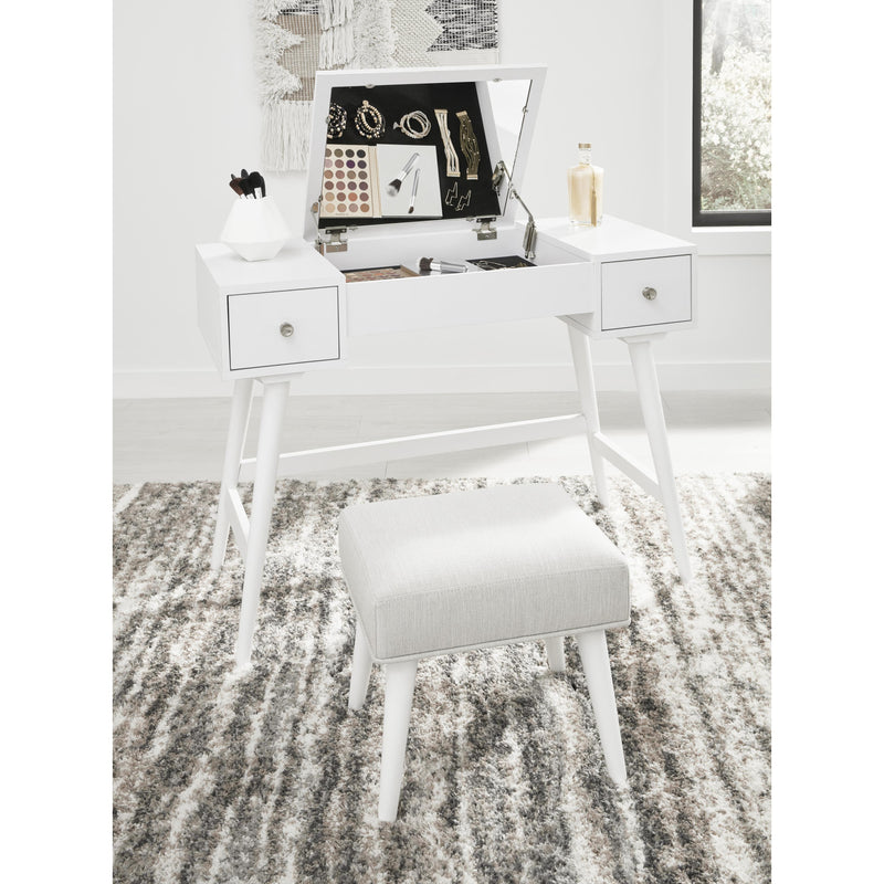 Signature Design by Ashley Thadamere B060-122 Vanity/Upholstered Stool IMAGE 7