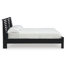 Signature Design by Ashley Danziar B1013B1 Queen Slat Panel Bed IMAGE 3