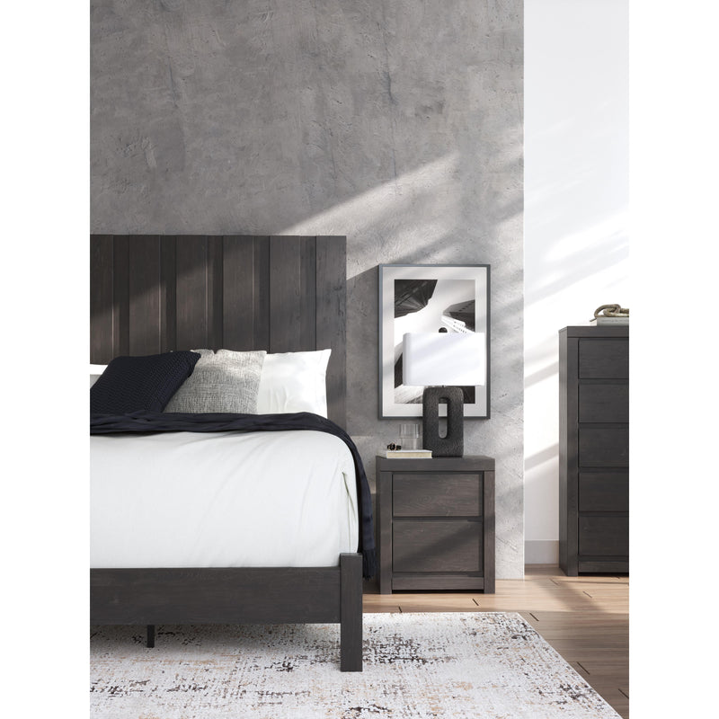 Signature Design by Ashley Fraluna B3370B8 King Panel Bed IMAGE 8