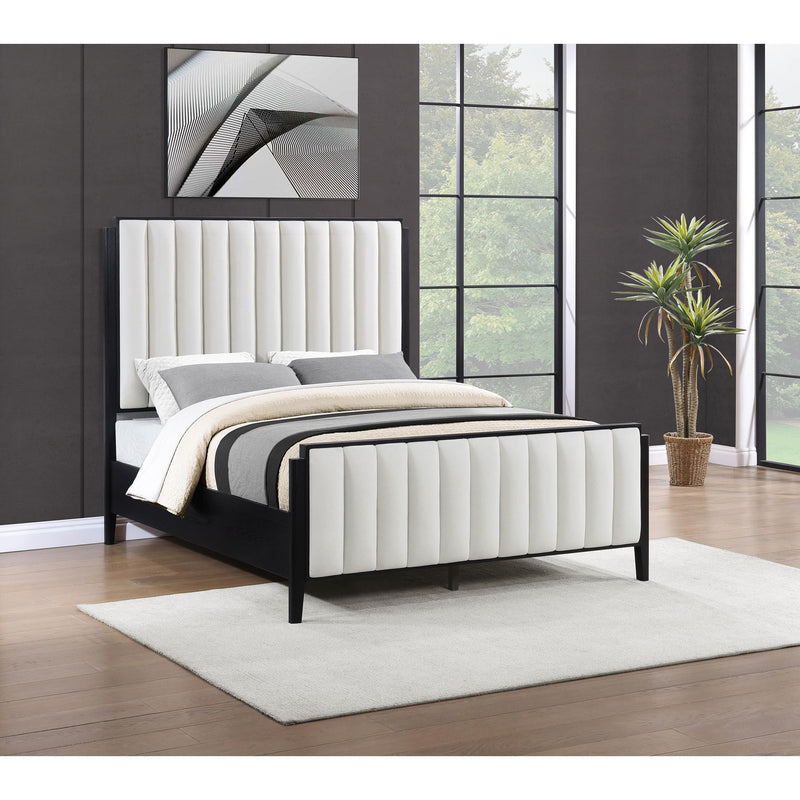Coaster Furniture Brookmead 224710KW 60-inch Upholstered California King Bed - Black IMAGE 4