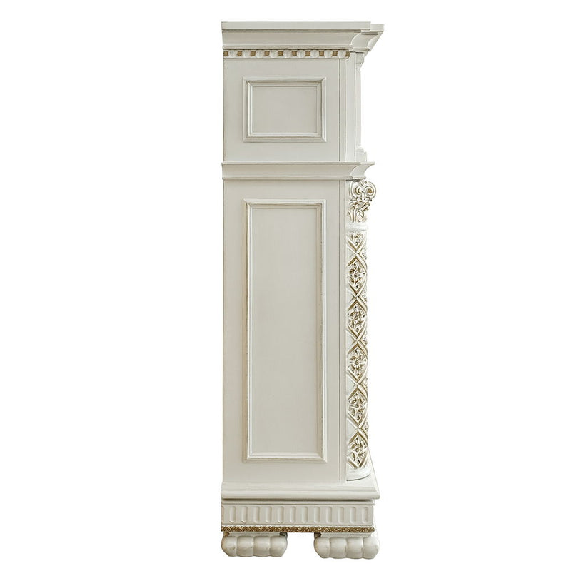 Vendome - Fireplace