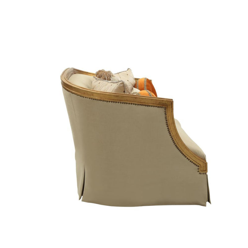 Daesha - Loveseat With 5 Pillows - Tan Flannel & Antique Gold
